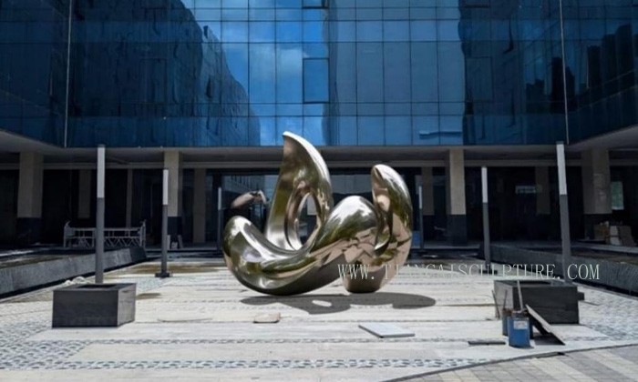 Sculpture Exports Receive Customer Approval